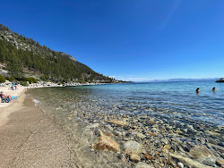 Photo de Hidden Beach Plaza avec un rivage spacieux