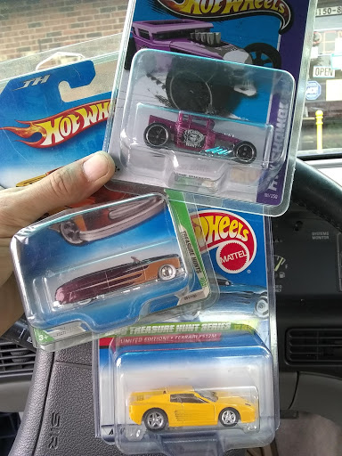 Antique Store «South Louisville Antique & Toy», reviews and photos, 4150 Blue Lick Rd # 8, Louisville, KY 40229, USA