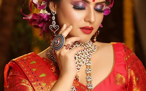 Makeup MasterClass image