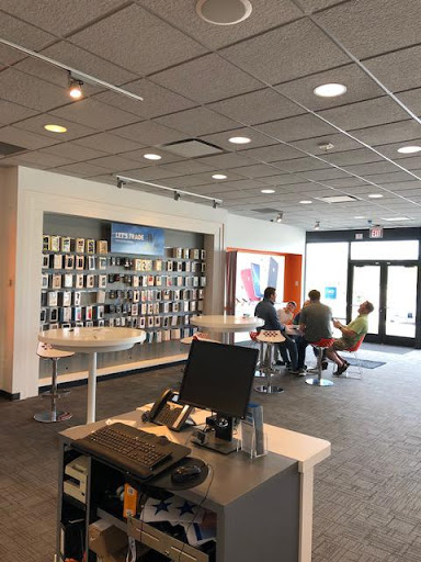 Cell Phone Store «AT&T», reviews and photos, 6291 Mid Rivers Mall Dr, St Peters, MO 63304, USA