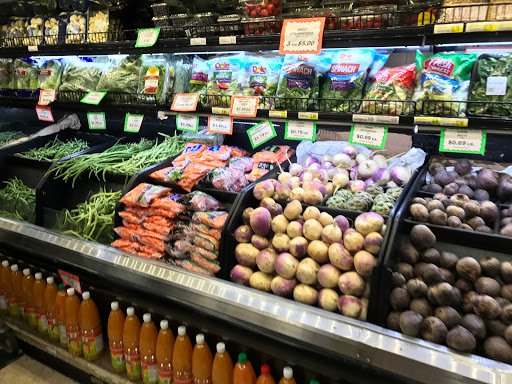 Grocery Store «World Fresh Market», reviews and photos, 2434 W Devon Ave, Chicago, IL 60659, USA