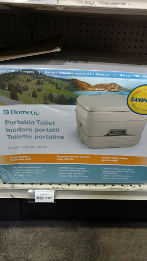 Sporting Goods Store «Sportco Warehouse Sporting Goods», reviews and photos, 4602 20th St E, Fife, WA 98424, USA