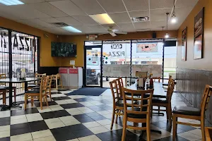 Roma's Pizza And Grill image