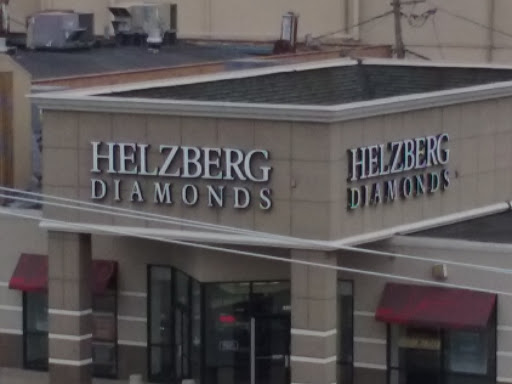 Jewelry Store «Helzberg Diamonds», reviews and photos, 4109 N Harlem Ave, Norridge, IL 60706, USA