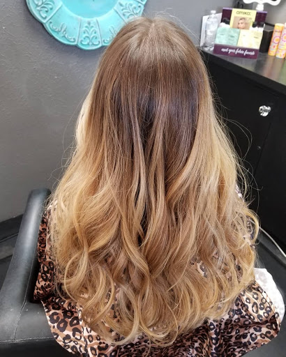 Facial Spa «Mystique Hair Salon», reviews and photos, 2244 W Main St, Norman, OK 73069, USA