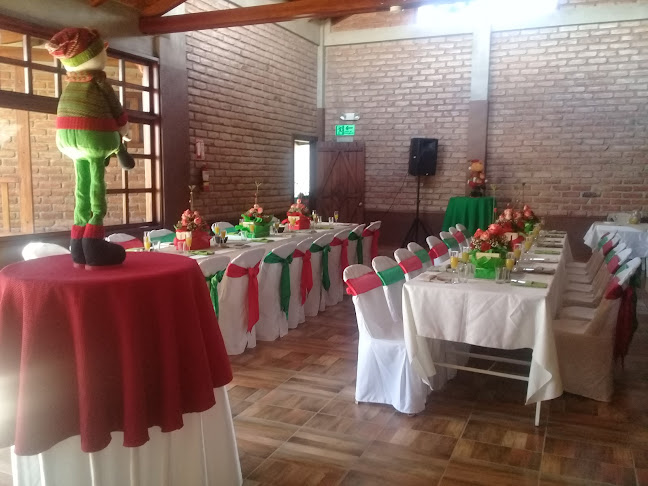 QUINTA JESBARAL EVENTOS - Alquiler de Salones, Recepciones en Salcedo Cotopaxi Ecuador - Servicio de catering