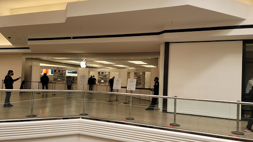 Computer Store «Apple Westfarms», reviews and photos, 500 W Farms Mall, Farmington, CT 06032, USA