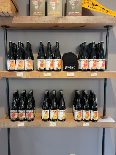 Winery «Leonard Oakes Estate Winery», reviews and photos, 10609 Ridge Rd, Medina, NY 14103, USA