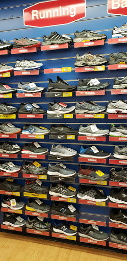 Sporting Goods Store «Big 5 Sporting Goods - Wenatchee», reviews and photos, 144 Easy Way, Wenatchee, WA 98801, USA