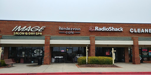 Rendezvous Cafe, 543 Lakeland Plaza, Cumming, GA 30040, USA, 