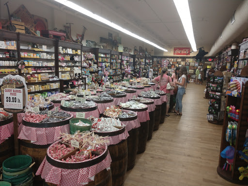 General Store «Mast General Store Winston-Salem», reviews and photos, 516 Trade St NW, Winston-Salem, NC 27101, USA