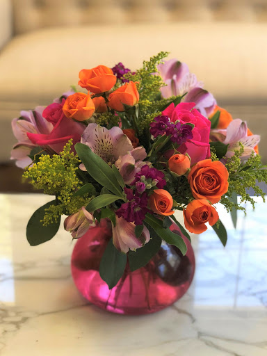 Florist «A Country Rose Florist & Gifts», reviews and photos, 250 E 6th Ave, Tallahassee, FL 32303, USA