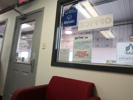 Auto Body Shop «Gerber Collision & Glass», reviews and photos, 16100 Suntone Dr, South Holland, IL 60473, USA