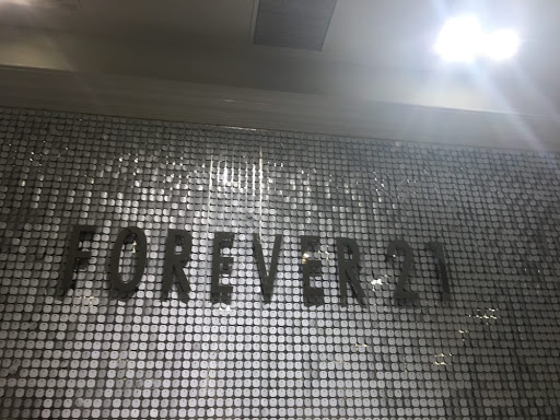 Clothing Store «Forever 21», reviews and photos, 757 Spectrum Center Dr, Irvine, CA 92618, USA
