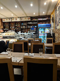 Atmosphère du Restaurant libanais Beity à Levallois-Perret - n°9