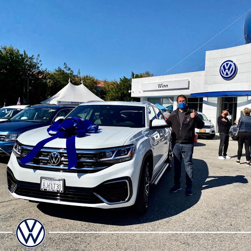Volkswagen Dealer «Livingston Volkswagen», reviews and photos, 21141 Ventura Blvd, Woodland Hills, CA 91364, USA