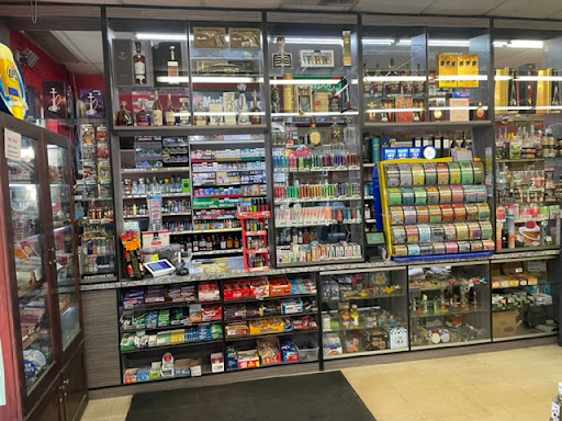 Liquor Store «Express Liquor», reviews and photos, 700 W Jefferson St #37, Shorewood, IL 60404, USA