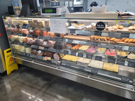 Grocery Store «Mar-Val Food Stores Inc», reviews and photos, 19000 Main St, Groveland, CA 95321, USA