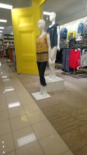 Shopping Mall «Westfield South Shore», reviews and photos, 1701 Sunrise Hwy, Bay Shore, NY 11706, USA