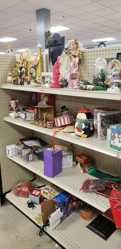 Thrift Store «Goodwill», reviews and photos, 1201 Savoy Plaza Ln, Savoy, IL 61874, USA