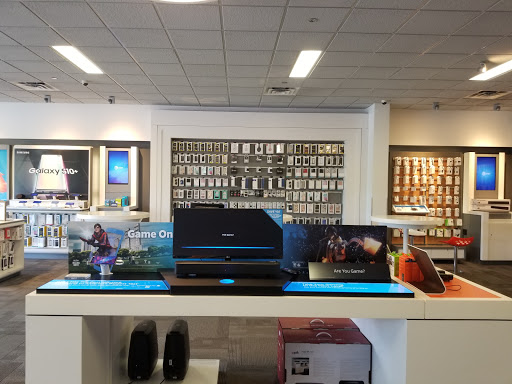 Cell Phone Store «AT&T», reviews and photos, 748 S Meadow St #200, Ithaca, NY 14850, USA