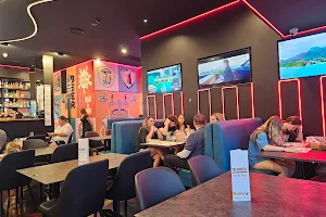 The Yankee's Restaurant & Bar (Surfers Paradise) image