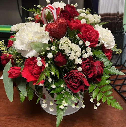 Florist «BloomTown Florist», reviews and photos, 218 W Bay Dr, Largo, FL 33770, USA