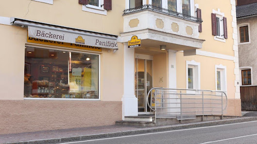 Bäckerei Trenker Dolomitenstraße, 17, 39030 Sexten, Autonome Provinz Bozen - Südtirol, Italien