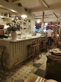 Atmosphère du Restaurant grec Grand Café d'Athènes à Paris - n°18