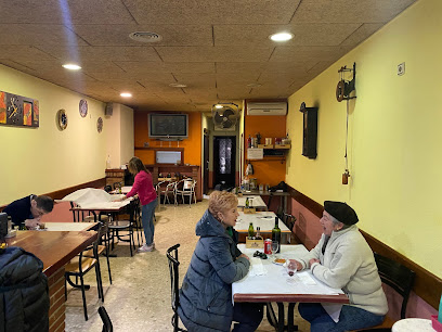 Bar restaurant Manel - Carrer Major, 84, 17450 Hostalric, Girona, Spain