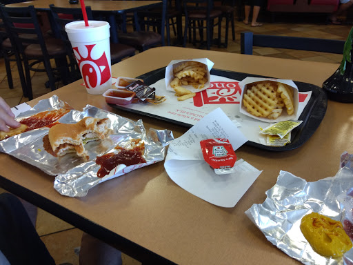 Fast Food Restaurant «Chick-fil-A», reviews and photos, 10180 W McDowell Rd, Avondale, AZ 85392, USA