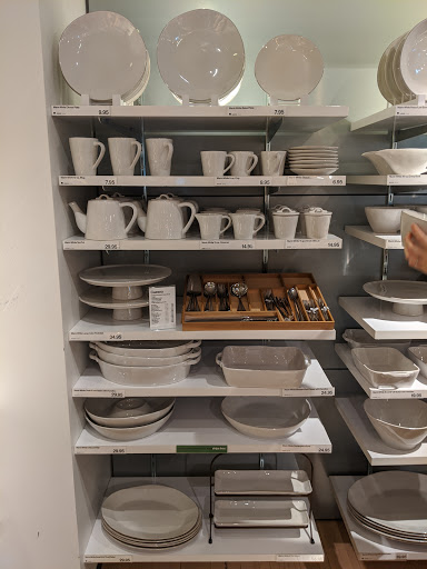 Furniture Store «Crate and Barrel», reviews and photos, 3400 Around Lenox Dr, Atlanta, GA 30326, USA