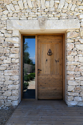 Portes Antiques et Rééditions à Beaumettes