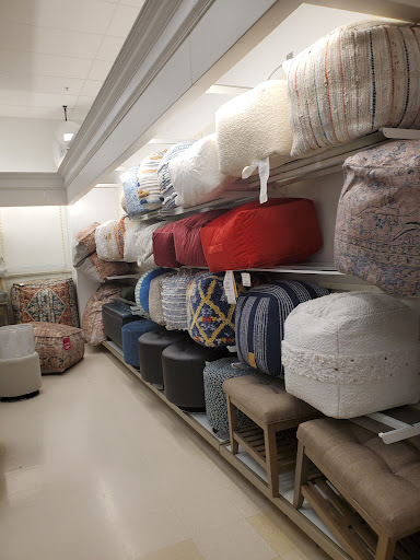 Department Store «Marshalls & HomeGoods», reviews and photos, 4950 Hadley Center Dr, South Plainfield, NJ 07080, USA