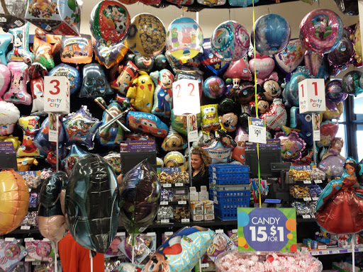 Shopping Mall «Southland Shopping Center», reviews and photos, 6944 W 130th St, Middleburg Heights, OH 44130, USA