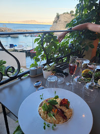 Plats et boissons du Restaurant de spécialités provençales La Pergola à Le Rove - n°2