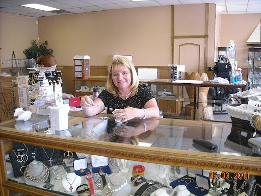 Jeweler «D & K Jewelers», reviews and photos, 4990 Kipling St, Wheat Ridge, CO 80033, USA