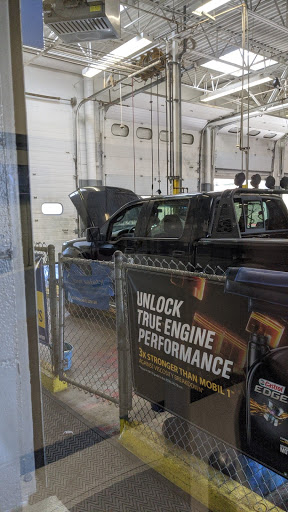 Tire Shop «Walmart Tires & Auto Parts», reviews and photos, 1209 S Interstate Hwy 35, New Braunfels, TX 78130, USA