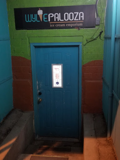 Ice Cream Shop «Wyliepalooza Ice Cream Emporium», reviews and photos, 5535 E Washington St, Indianapolis, IN 46219, USA