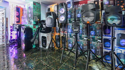 DJ Custom Audio image