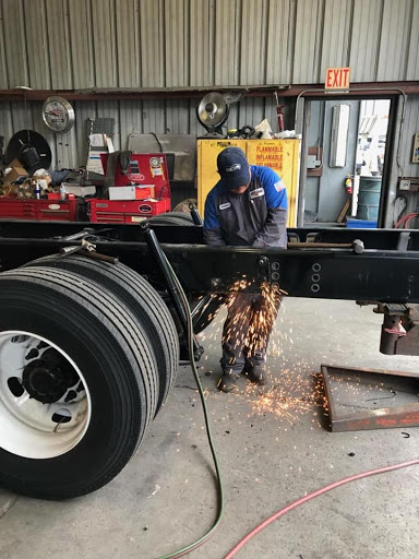 Ford Dealer «Mission Valley Ford Trucks», reviews and photos, 780 E Brokaw Rd, San Jose, CA 95112, USA