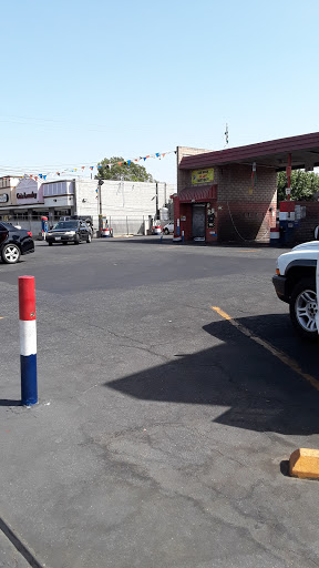 Howard's Car Wash en Los Angeles