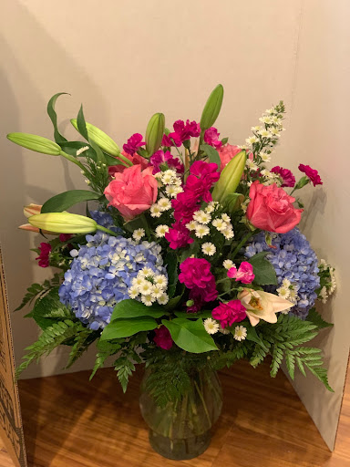 Florist «Country Cottage», reviews and photos, 795 Rappahannock Dr, White Stone, VA 22578, USA