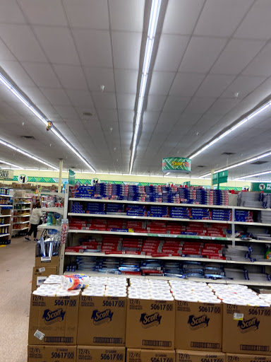 Dollar Store «Dollar Tree», reviews and photos, 135 Bloomfield Ave, Bloomfield, NJ 07003, USA