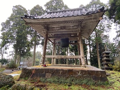明泉寺石造五重塔