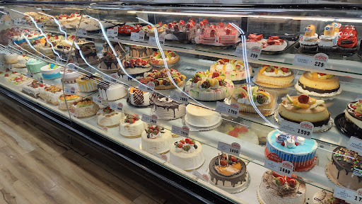 Grocery Store «Superior Grocers», reviews and photos, 1375 N Citrus Ave, Covina, CA 91722, USA