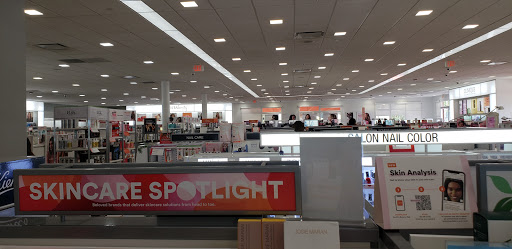 Hair Salon «Ulta Beauty», reviews and photos, 4023 S Mooney Blvd, Visalia, CA 93277, USA