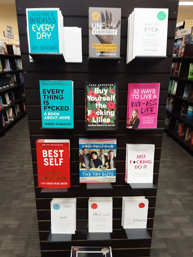 Book Store «Books-A-Million», reviews and photos, 335 Howe Ave, Cuyahoga Falls, OH 44221, USA