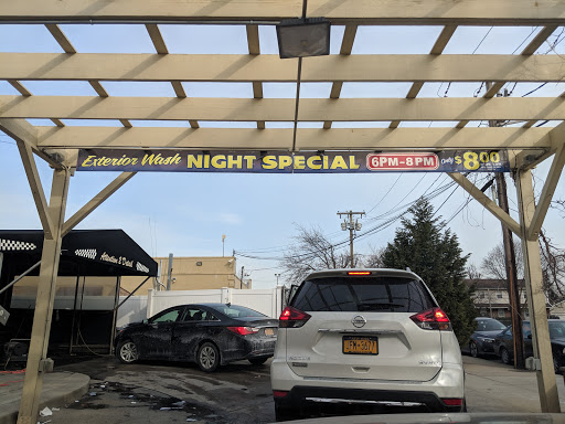 Car Wash «Wellwood Car Wash», reviews and photos, 990 Wellwood Ave, Lindenhurst, NY 11757, USA