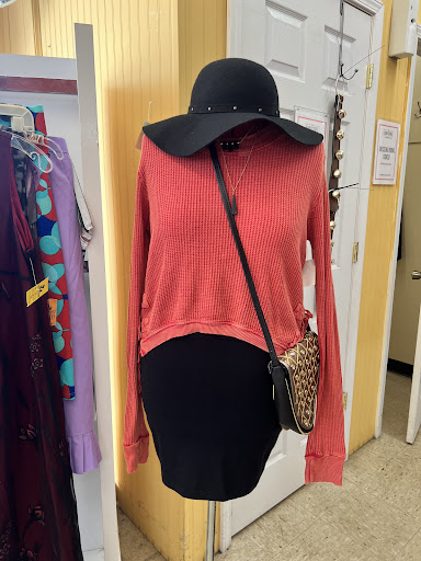 Thrift Store «KARM Stores», reviews and photos, 10612 Kingston Pike, Knoxville, TN 37922, USA